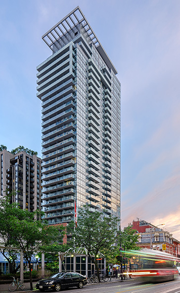 Exterior photo of Mercer building