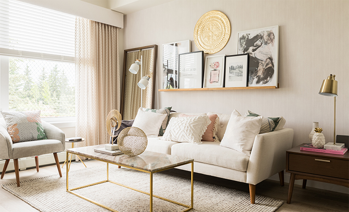 Fish Creek Exchange Condo living room